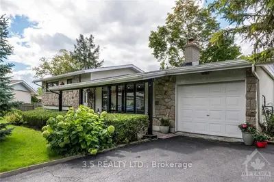 30 HERRINGTON Court W, Crystal Bay - Rocky Point - Bayshore, ON K2H 5N7