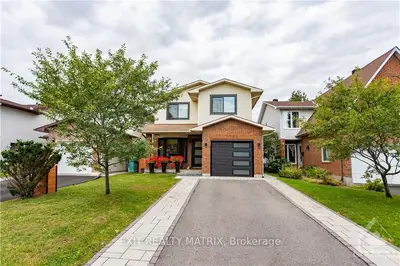 1790 BELVAL Crescent, Orleans - Convent Glen and Area, ON K1C 6J5