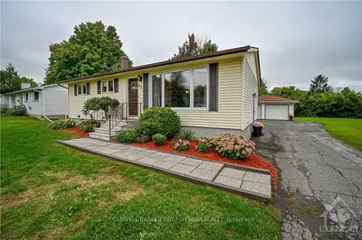 81 KING Street, Stittsville - Munster - Richmond, ON K0A 2Z0