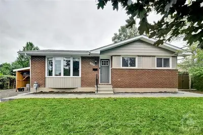 2052 VALLEY Drive, Elmvale Acres and Area, ON K1G 2P4