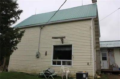 225 HICKS Road, Hastings Highlands, ON K0J 1L0