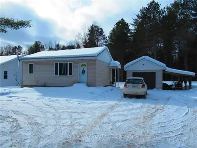 32319 HIGHWAY 17, Laurentian Hills, ON K0J 1J0