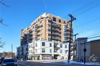 420 BERKLEY Avenue 402, Carlingwood - Westboro and Area, ON K2A 4H5