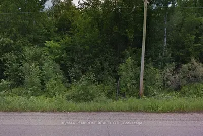 1782 Westmeath Road, Whitewater Region, On K8a 6w2
