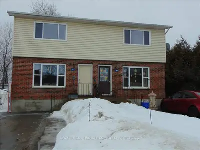 43/45 Railway Street, Lansdowne Village, ON K0E 1L0