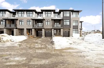 12 Verglas Lane, Orleans - Convent Glen and Area, ON K1W 0P5