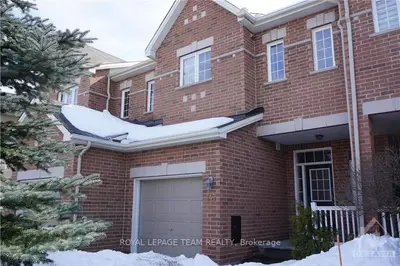 747 BOWERCREST Crescent, Blossom Park - Airport and Area, ON K1V 2M3