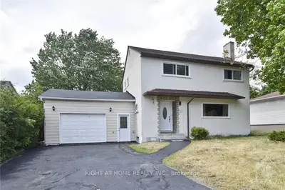 2570 ALTA VISTA Drive, Hunt Club - South Keys and Area, ON K1V 7T2