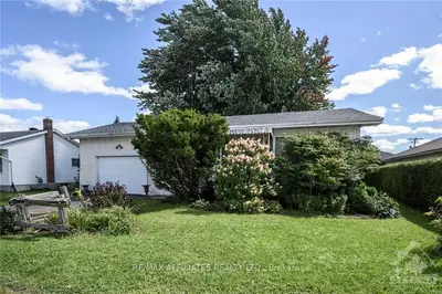 2 CONCESSION Street E, North Stormont, ON K0A 1R0