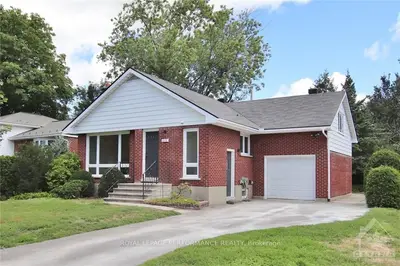 1173 Tara Drive A, Belair Park - Copeland Park and Area, ON K2C 2H4