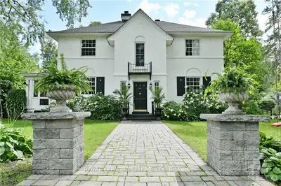 210 MARIPOSA Avenue, Rockcliffe Park, ON K1M 0T5