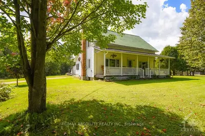 965 GARDEN OF EDEN Road, Horton, ON K7V 3Z8