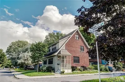 80 MAPLE Lane, New Edinburgh - Lindenlea, ON K1M 1H4