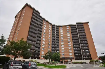 2000 JASMINE Crescent 1002, Beacon Hill North - South and Area, ON K1J 8K4