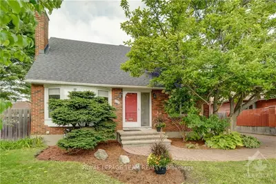1139 DORCHESTER Avenue, Carlington - Central Park, ON K1Z 8E3