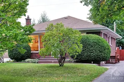 2065 VINCENT Street, Elmvale Acres and Area, ON K1G 2M8