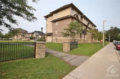 170 HORNCHURCH Lane G, Barrhaven, ON K2J 2T3