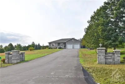 1821 Corkery Road, Carp - Huntley Ward, On K0a 1l0
