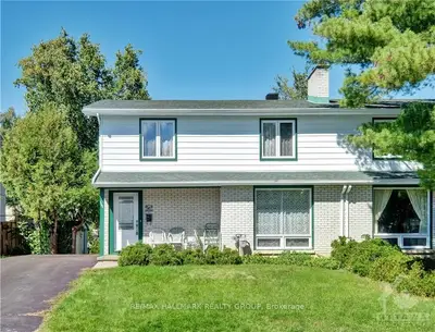 1870 CLOVERLAWN Crescent, Beacon Hill North - South and Area, ON K1J 6V2