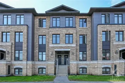 166 BLUESTONE, Orleans - Cumberland and Area, ON K4A 0X7