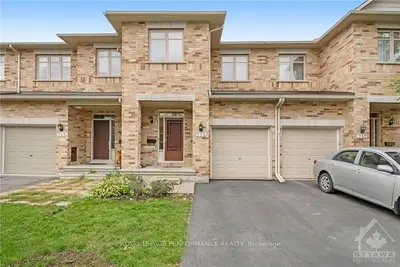 735 NAKINA Way, Blossom Park - Airport and Area, ON K1V 2H9