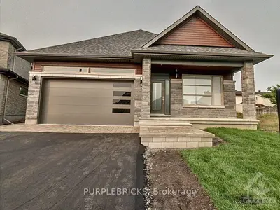 136 DREAM Court, Orleans - Convent Glen and Area, ON K1C 0A4