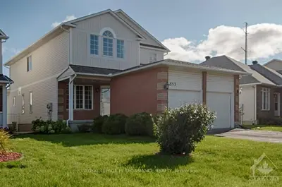 853 PARADISE Crescent, Orleans - Cumberland and Area, ON K4A 3S4