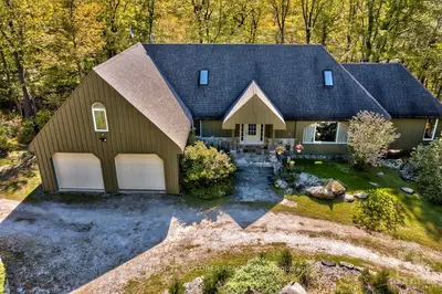 1062 MCLAREN Road, Tay Valley, ON K7H 3C5