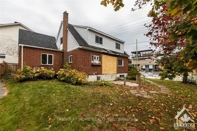 1368 BELCOURT Boulevard, Orleans - Convent Glen and Area, ON K1C 1L9