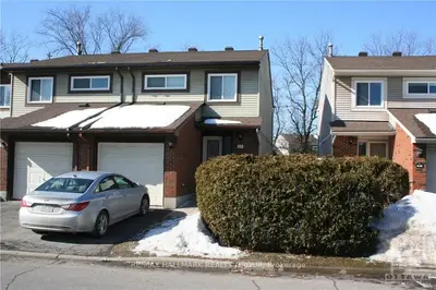 414 SANDHAMN, Hunt Club - South Keys and Area, ON K1T 2Y8