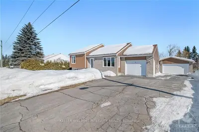 70 CLOUTIER Drive, Russell, ON K0A 1W0