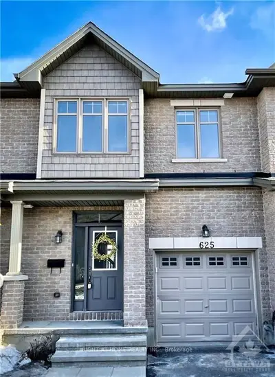 625 SUNBURST Street, Leitrim, ON K1T 0L1