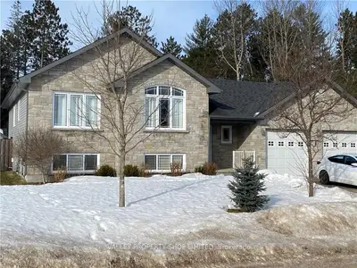62 BEDARD Boulevard, Petawawa, ON K8H 0B7