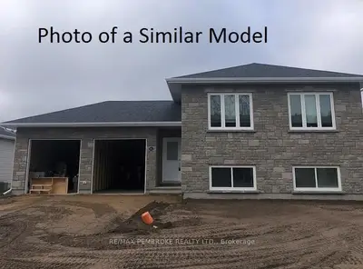 121 CHAD Street, Petawawa, ON K8H 0B7