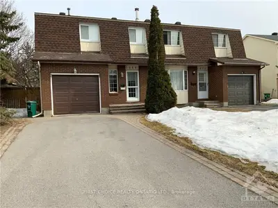 1069 BURGUNDY Lane, Orleans - Convent Glen and Area, ON K1C 2M9