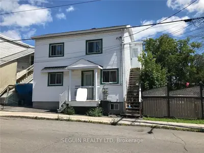315-317 JAMES Street, Hawkesbury, ON K6A 1T1