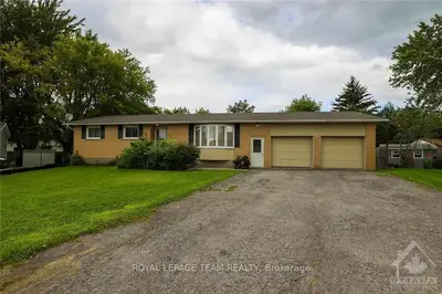 450 YORK Court, North Dundas, ON K0C 2K0