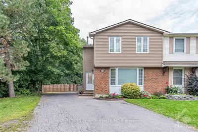 852 BORLAND Drive, Orleans - Cumberland and Area, ON K1E 1X5