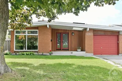 1280 GREYROCK Crescent, Belair Park - Copeland Park and Area, ON K2C 2A5