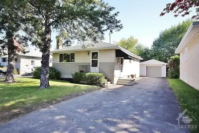 111 DUFORD Street, Vanier and Kingsview Park, ON K1L 6Z4