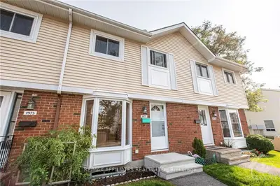 1977 GREENVALE Lane 14, Orleans - Convent Glen and Area, ON K1C 6E4