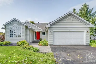 105 CAVANAGH Drive, Carp - Huntley Ward, ON K0A 1L0