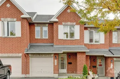 2282 BROCKSTONE Crescent, Orleans - Cumberland and Area, ON K4A 4V3