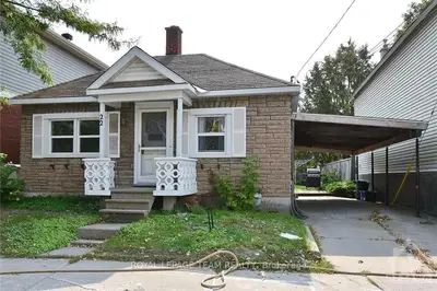 22 Sims Avenue, West Centre Town, On K1y 3k1