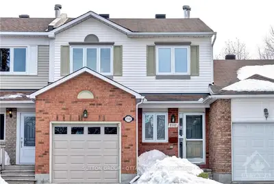 2102 SUNLAND Drive, Orleans - Cumberland and Area, ON K4A 3L1