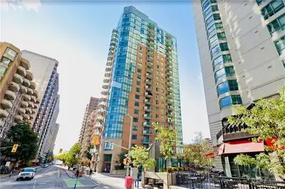 445 LAURIER Avenue 302, Lower Town - Sandy Hill, ON K1N 6R4