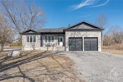 74 COLONEL MURRAY Street, Stittsville - Munster - Richmond, ON K0A 2Z0