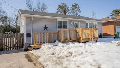 67 SELKIRK Street, Petawawa, ON K8H 1P3