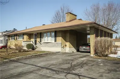 17229 CORNWALL CENTRE Road, South Stormont, ON K6K 1M3