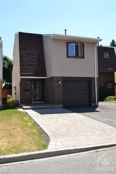 52 ERIN Crescent, Hunt Club - Windsor Park Village and Area, ON K1V 9Z2